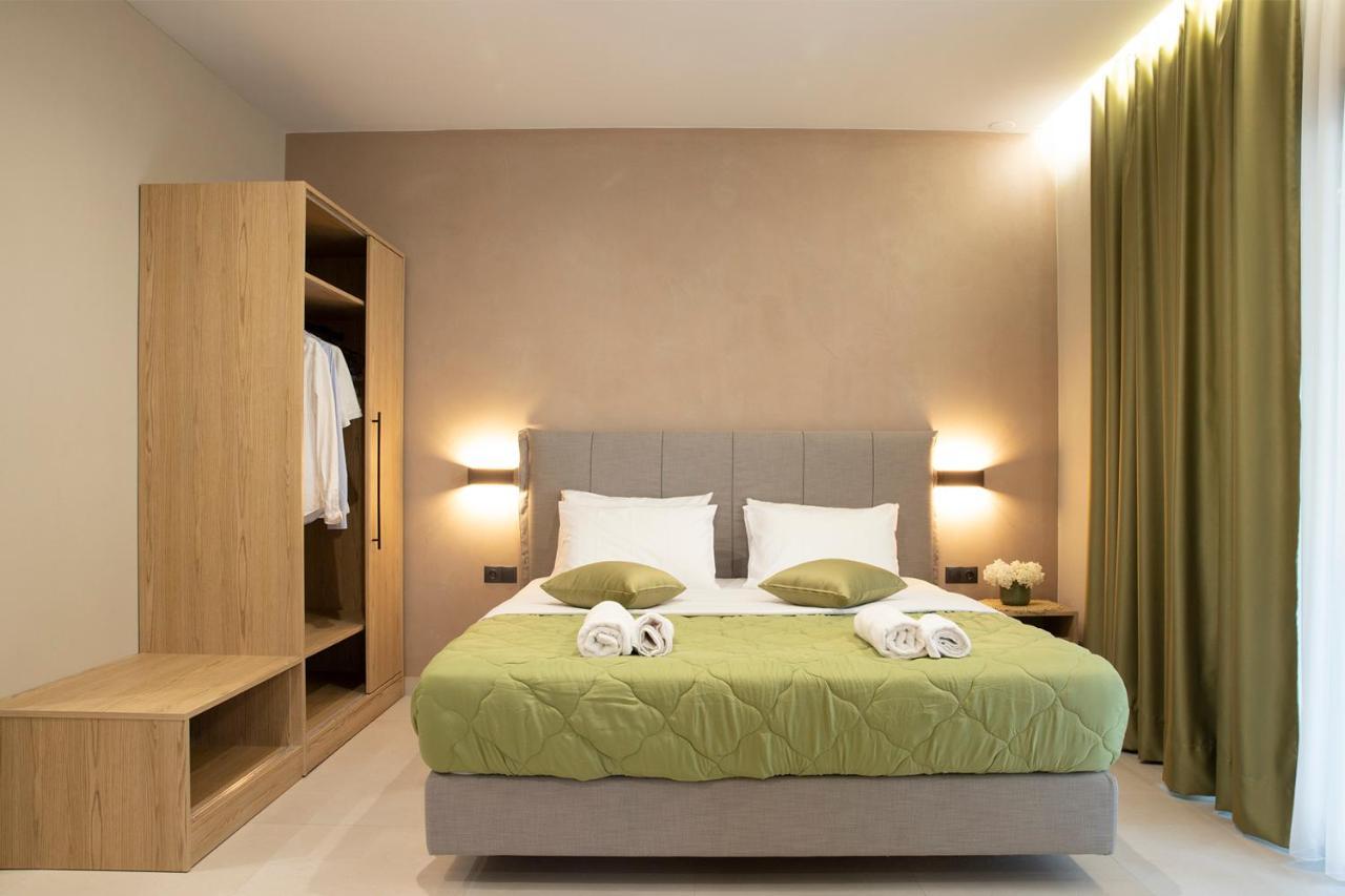 Olympus Suites Paralía Panteleímonos Eksteriør bilde