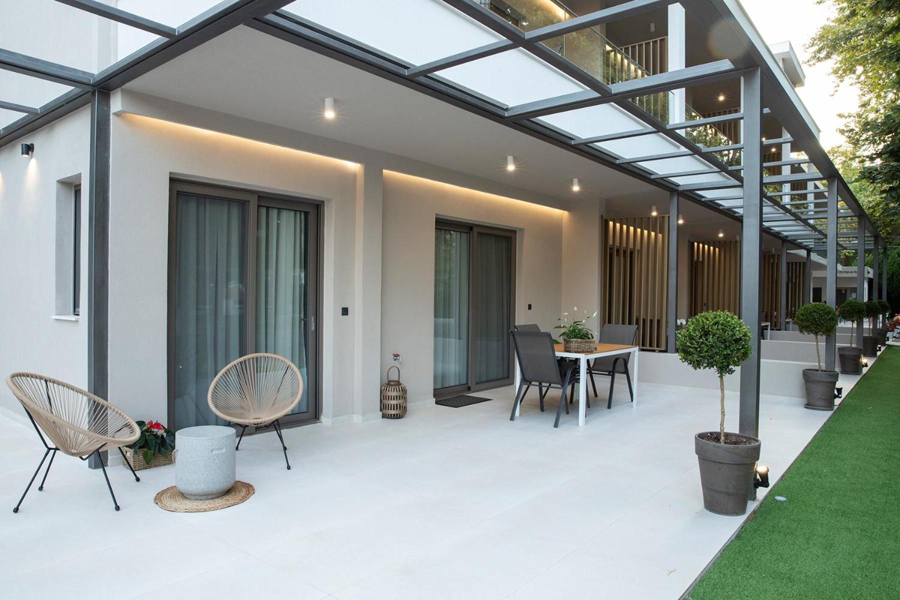 Olympus Suites Paralía Panteleímonos Eksteriør bilde